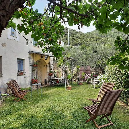 Casa Olivia Lacrema Finale Ligure Exteriér fotografie