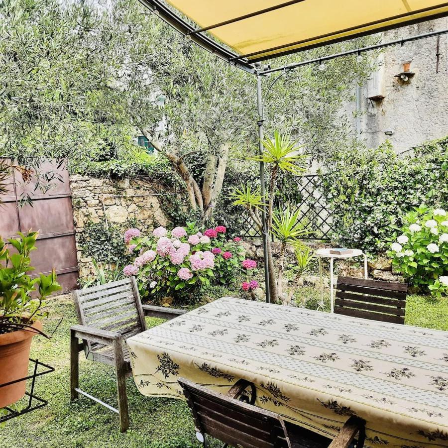 Casa Olivia Lacrema Finale Ligure Exteriér fotografie